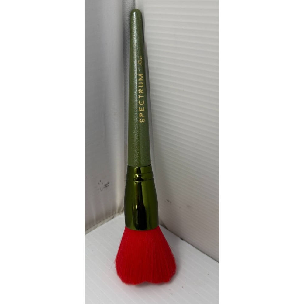 Spectrum Beauty Beauty And The Beast Makeup Rose Brush